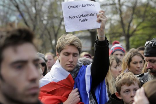 Ομηροι σε «νεκρή» πόλη
