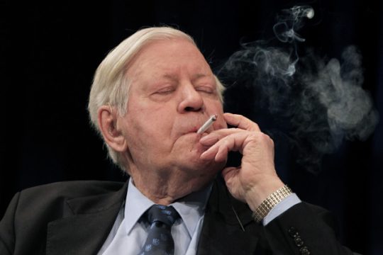 Πέθανε ο πρώην καγκελάριος της Γερμανίας Χέλμουτ Σμιτ