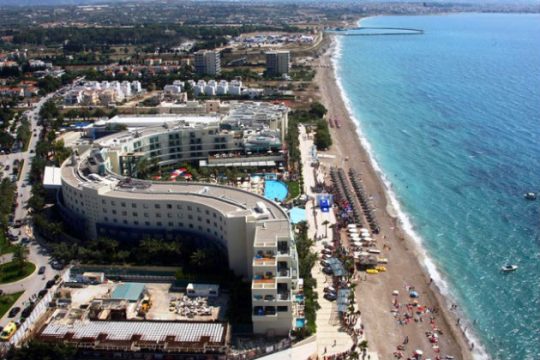 Χρέη δύο εκατ. ευρώ «έκλεισαν» το Καζίνο Λουτρακίου
