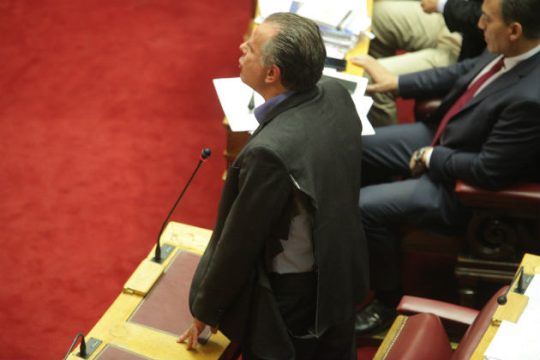 Συμψηφισμοί στα όρια φυγομαχίας