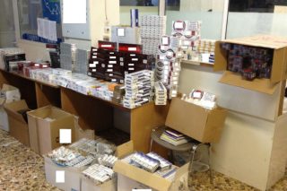 Χιλιάδες λαθραία τσιγάρα σε φορτηγό πλοίο στην Κρήτη
