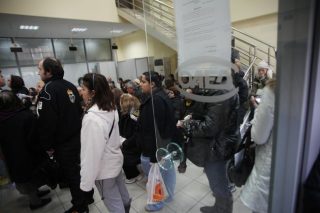Ενας Δεκέμβριος φορτωμένος με μέτρα και υποχρεώσεις