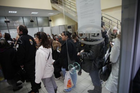 Ενας Δεκέμβριος φορτωμένος με μέτρα και υποχρεώσεις