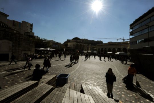 Ηλιοφάνεια και υψηλές θερμοκρασίες