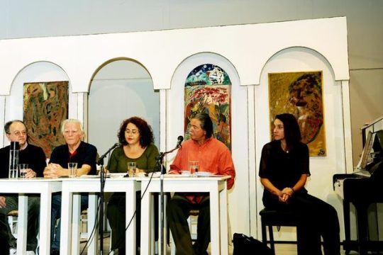 Κρεμασμένοι από τα χείλη του Μότσιου