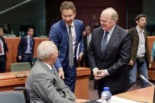 Στον αέρα άφησε τα «κόκκινα» δάνεια ο Ντάισελμπλουμ
