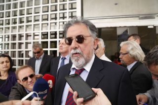Εδωσε στοιχεία, ονόματα και συνομιλίες