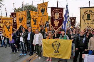 Ελεύθερος για τις… ψιλές στους χρυσαυγίτες
