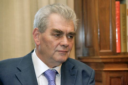 Δημόσια ενόχληση για σκιές στη Δικαιοσύνη