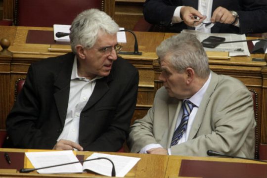 Για ποια δικαστικά πραξικοπήματα μιλούν υπουργοί