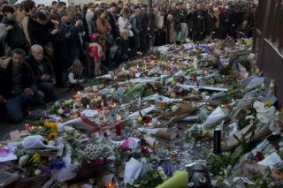 O κοινωνικός δαρβινισμός οδηγεί στον νεοναζισμό και τον σαλαφιστικό τζιχαντισμό