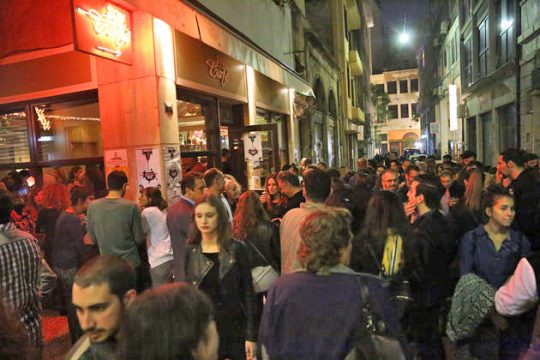 Γεμίσαμε την πλατεία