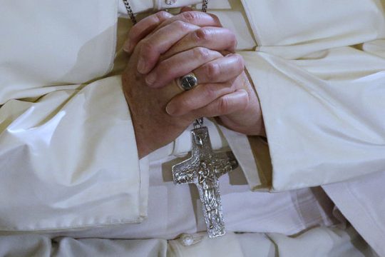 Ο «Τρίτος Παγκόσμιος Πόλεμος» και οι απειλές κατά του Ποντίφικα