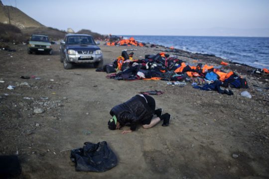 Νέο πολύνεκρο ναυάγιο στις τουρκικές ακτές