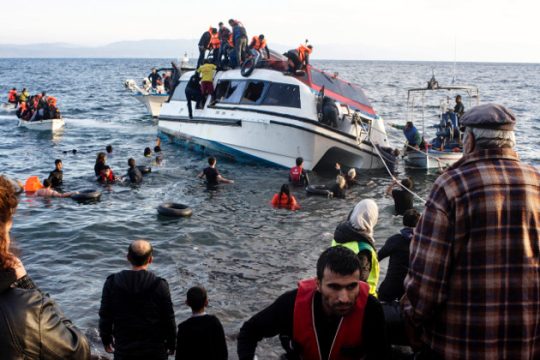 Τριήμερο πένθος στη Λέσβο για τους πρόσφυγες