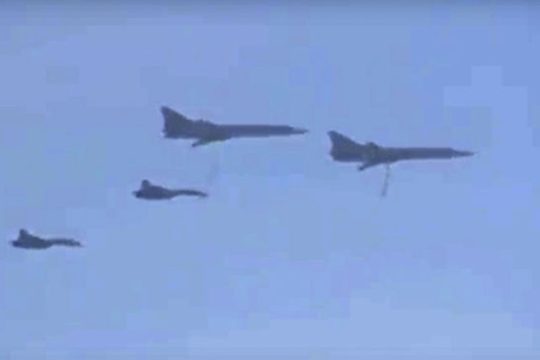 Ο κλοιός στενεύει για τον ISIS