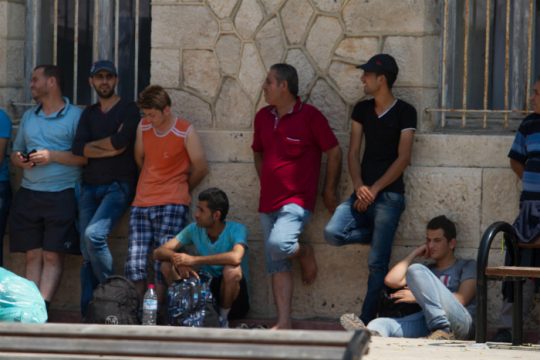 Ανησυχία Μουίζνιεκς για την κατάσταση στη Σάμο