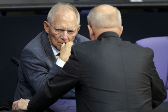 Προσφυγή Πρασίνων κατά Σόιμπλε για το Grexit