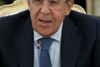 Δεν πάει στα κατεχόμενα ο Λαβρόφ