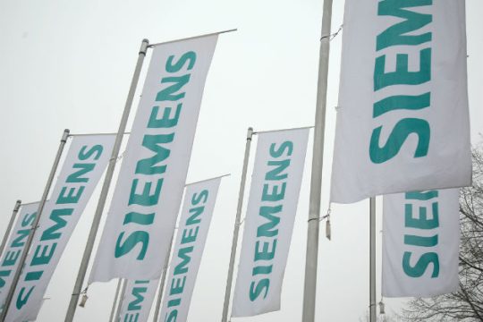 Στην Ολομέλεια του ΣτΕ τα «ψίχουλα» της Siemens