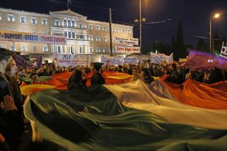 «Για να σας κάνουμε τη σωστή προπαγάνδα»