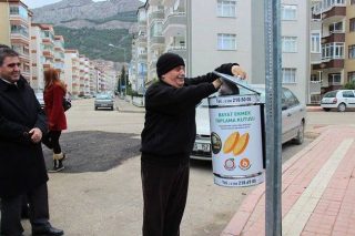 Μια σύγκριση που μας ντροπιάζει…