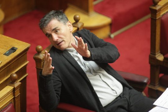 Βάζοντας τις τελευταίες πινελιές