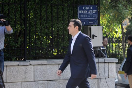 «Εθνικός διάλογος και συναινέσεις»