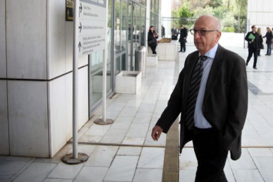Αυλαία μετ’ εμποδίων στη δίκη των «μαύρων ταμείων» της Siemens