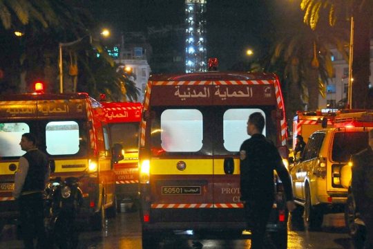 Πολύνεκρη επίθεση καμικάζι σε λεωφορείο στην Τυνησία