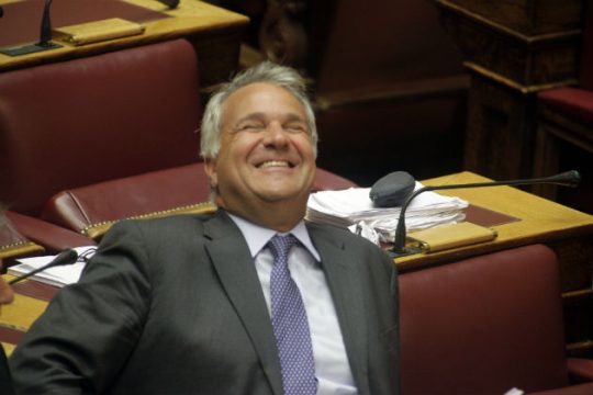 Ο Μ. Βορίδης στηρίζει τον Απ. Τζιτζικώστα