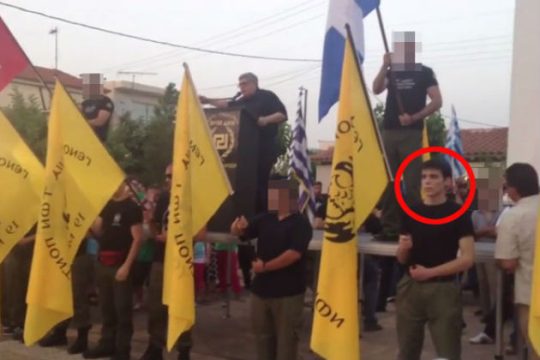 Φωτογραφία-ντοκουμέντο με τον δράστη της επίθεσης στον Κουμουτσάκο