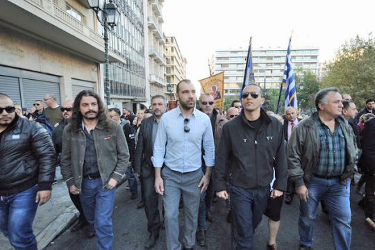 «Δείχνει» Κασιδιάρη για την επίθεση στον Κουμουτσάκο