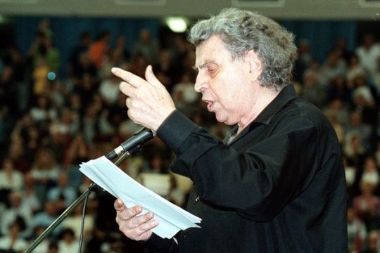 Ξαναδιαβάζοντας τον Μίκη Θεοδωράκη