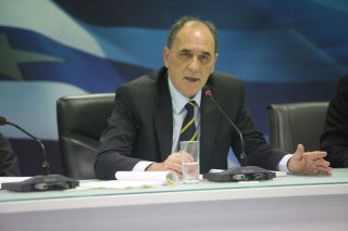 Οι μπαλαντέρ της κυβέρνησης για να σωθούν οι συντάξεις