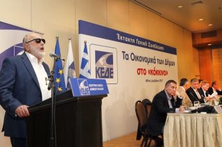 Αλλαγές στο μπόνους εδρών και «σπάσιμο» εκλογικών περιφερειών