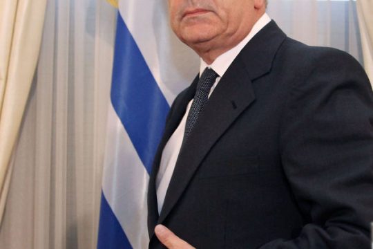 Αλλα λόγια να… αγαπιόμαστε