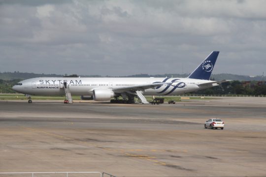 Αναγκαστική προσγείωση αεροπλάνου λόγω ύποπτου αντικειμένου