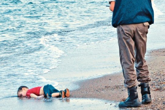 Η «Εφημερίδα των Συντακτών» επιλέγει τα γεγονότα που σημάδεψαν το 2015