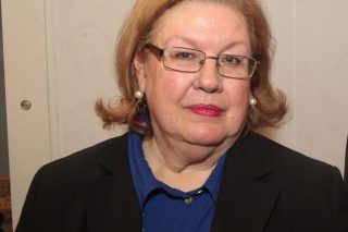 Βολές Λίνας Αλεξίου κατά κυβέρνησης