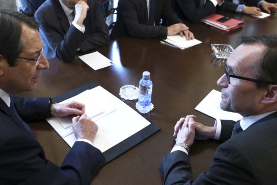 Απορρίπτει πολυμερή διάσκεψη η Κύπρος