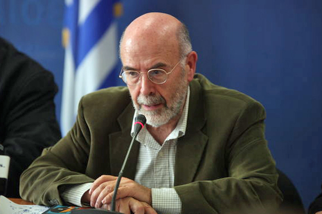 «Δεν χρειάζεται να γίνονται εξετάσεις για όλες τις σχολές»