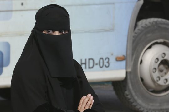 283 άνδρες και μία γυναίκα δημοτική σύμβουλος