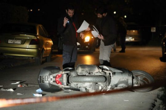 Τρεις σφαίρες στα πόδια γνωστού δικηγόρου ΠΑΕ