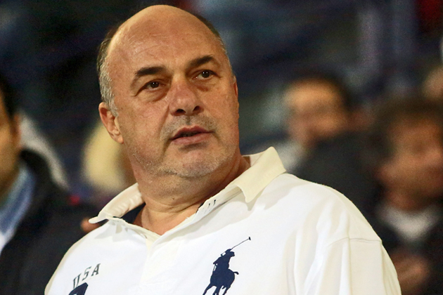 Στήνει πολιτοφυλακή ο Μπέος