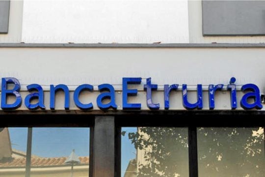 Τέσσερις τράπεζες και μία… κηδεία