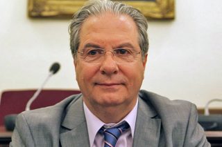 Καθησυχάζει για τη Suez ο Μπενίσης