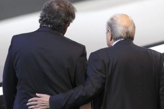 Κόκκινη κάρτα σε Μπλάτερ, Πλατινί