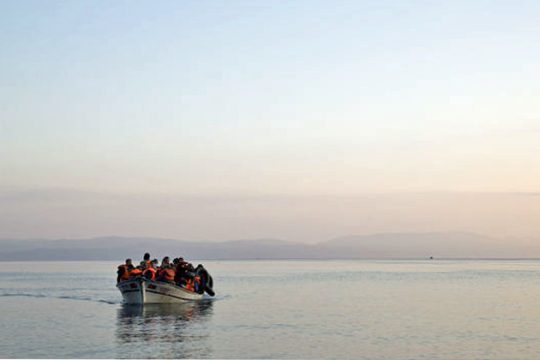 Συνελήφθη αλλοδαπός με δεκάδες πλαστές κάρτες παραμονής