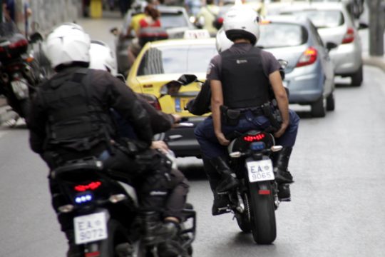 Επίθεση αντιεξουσιαστών σε άνδρες της ομάδας ΔΙΑΣ